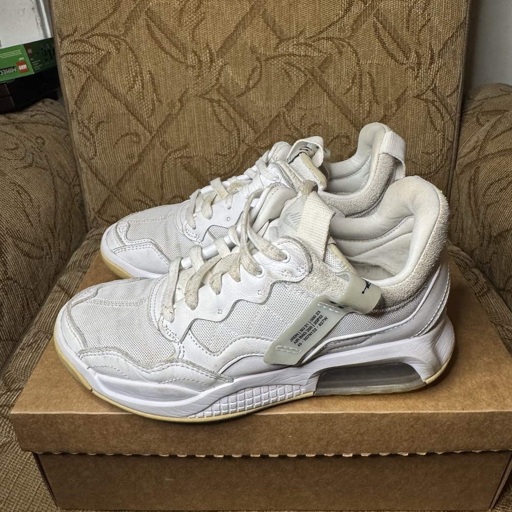 Air Jordan MA2 White Sesame Women's US 8.5‎ Used